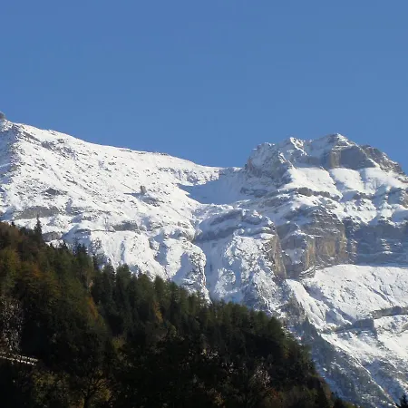 Hébergement de vacances Scenic In With Altels View *