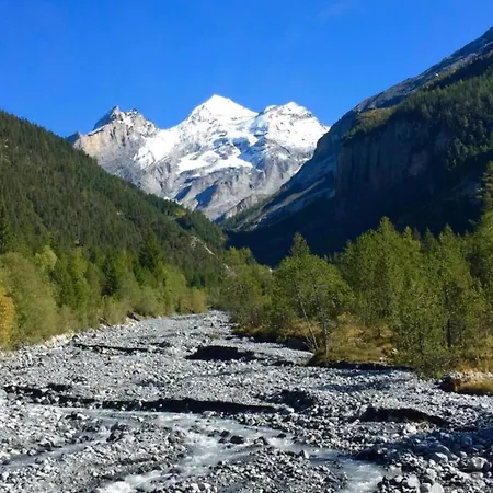 Scenic In With Altels View * Kandergrund